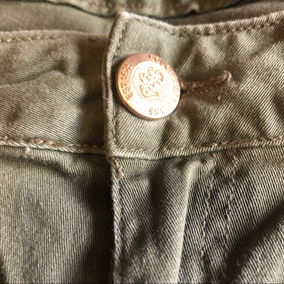 2x pairs of Jeans - Picture 8 of 10